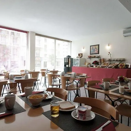 Apart-hotel Adagio Access Magnan 2*