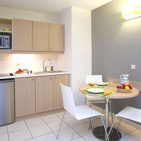 Hotel apartamentowy Adagio Access Magnan Nicea