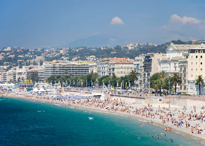 Adagio Access Magnan 2* Nice