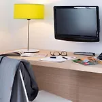 Aparthotel Adagio Access Magnan 2*