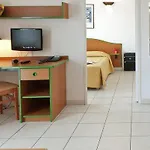 Adagio Access Magnan