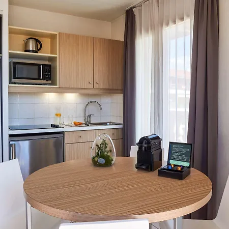Adagio Access Magnan Aparthotel