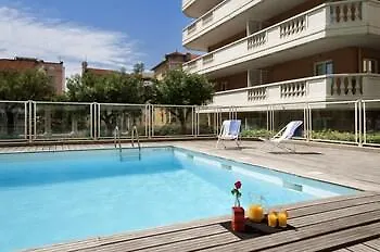 Adagio Access Magnan