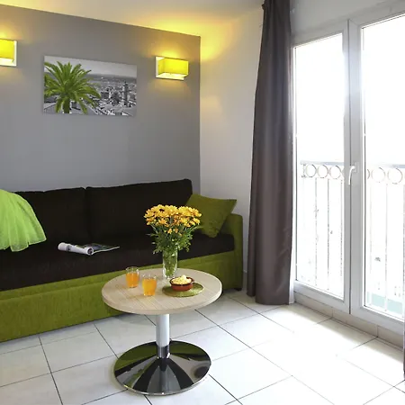 Apart-hotel Adagio Access Magnan 2*