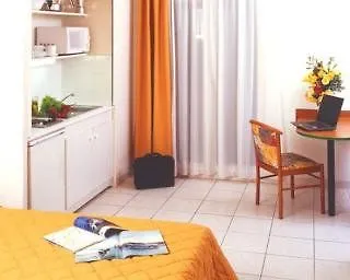 Adagio Access Magnan מלון דירות ניס