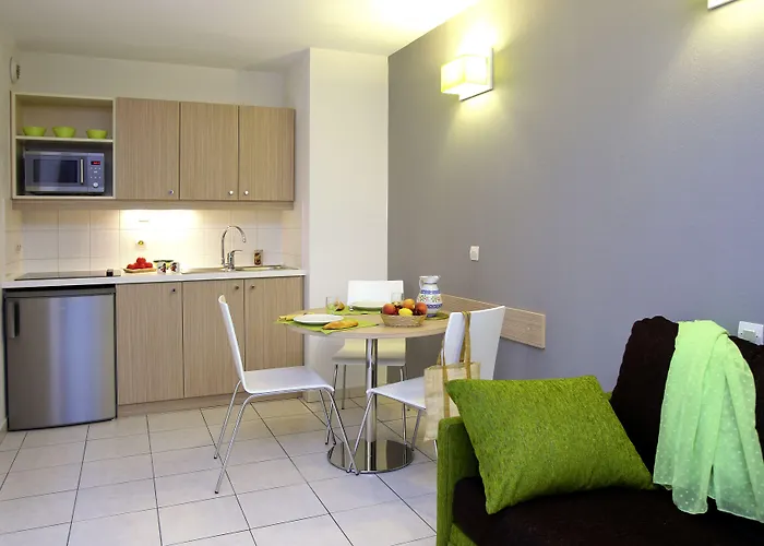 Hotel apartamentowy Adagio Access Magnan Nicea