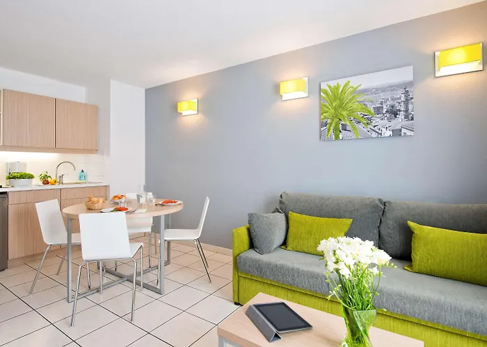 Adagio Access Magnan Hotel apartamentowy Nicea