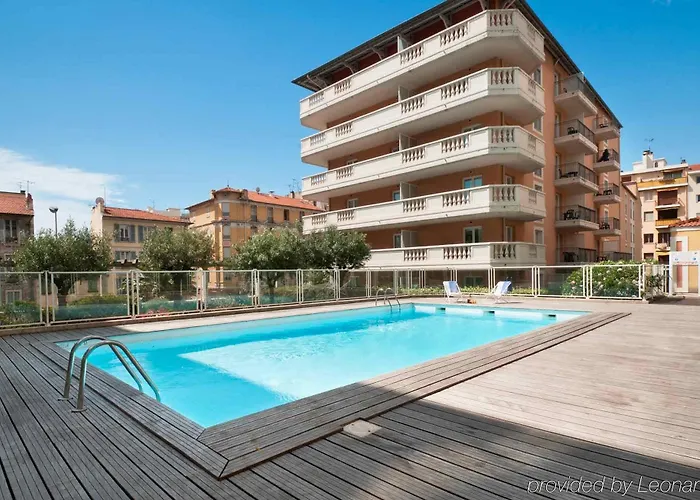Adagio Access Magnan 2* Nizza