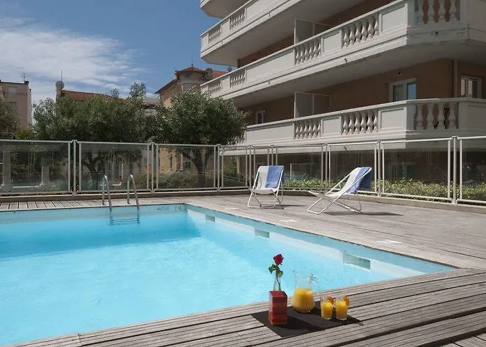 Adagio Access Magnan Hotel apartamentowy Nicea