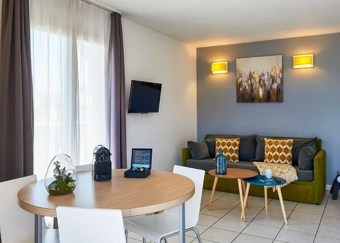 Adagio Access Magnan