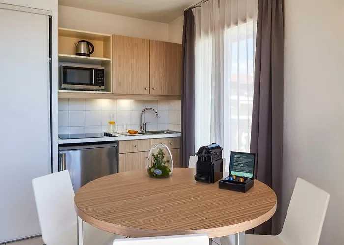 Adagio Access Magnan Hotel apartamentowy 2*
